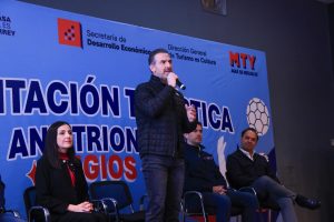 Capacita Monterrey a choferes y meseros para la atención al turista